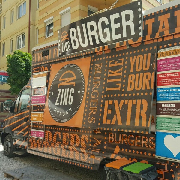 Foto tirada no(a) Zing Burger por Simon .. em 5/18/2015
