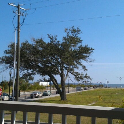 10/6/2012 tarihinde Andy H.ziyaretçi tarafından Harbor View Cafe'de çekilen fotoğraf