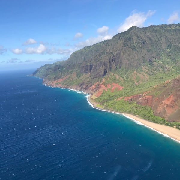Foto scattata a Island Helicopters Kauai da Erik B. il 7/1/2017