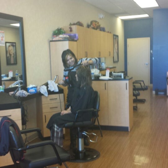 Tgf Hair Salon Salon Barbershop In Northwest Side