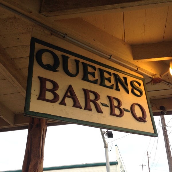 Queen's BBQ - 3428 Avenue S