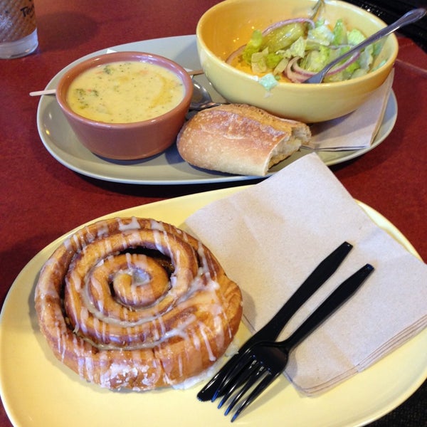 Saint Louis Bread Co. Bakery in Saint Louis