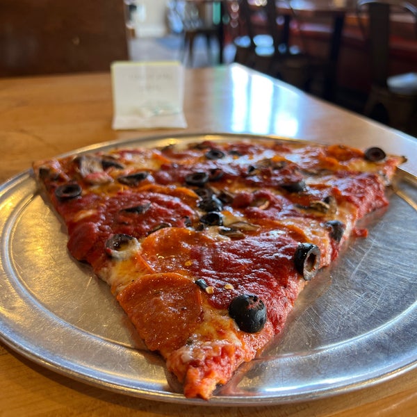 Fratelli Pizza Downtown Flagstaff 119 W Phoenix Ave