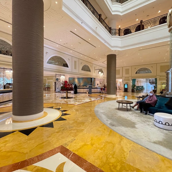 Foto scattata a Waldorf Astoria Ras Al Khaimah da Abdullah A. il 2/13/2022
