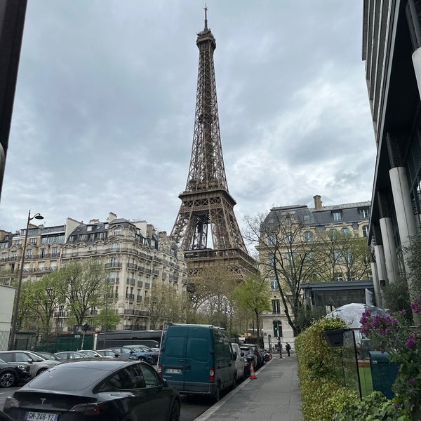 Снимок сделан в Hôtel Pullman Paris Tour Eiffel пользователем Ardavan B. 4/5/2024