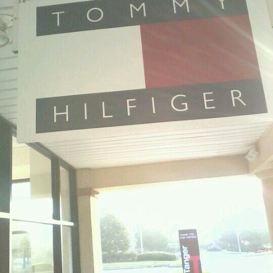 tommy hilfiger opry mills