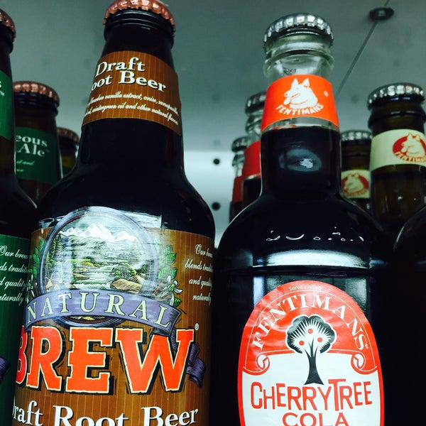 Rainbow Bridge Natural Foods Grocery Store in Ojai