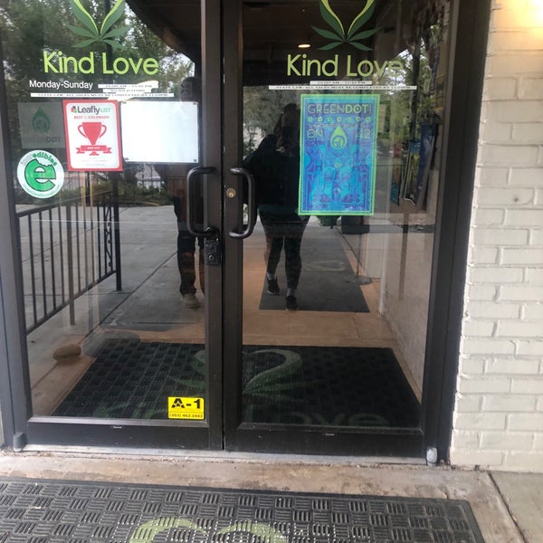 รูปภาพถ่ายที่ Kind Love โดย Shelby H. เมื่อ 5/23/2019