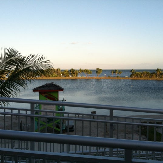 Foto diambil di La Playa Grill oleh Michele L. pada 10/28/2012