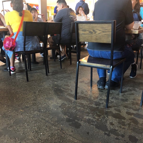 Blaze Pizza Pizza Place in Stonestown