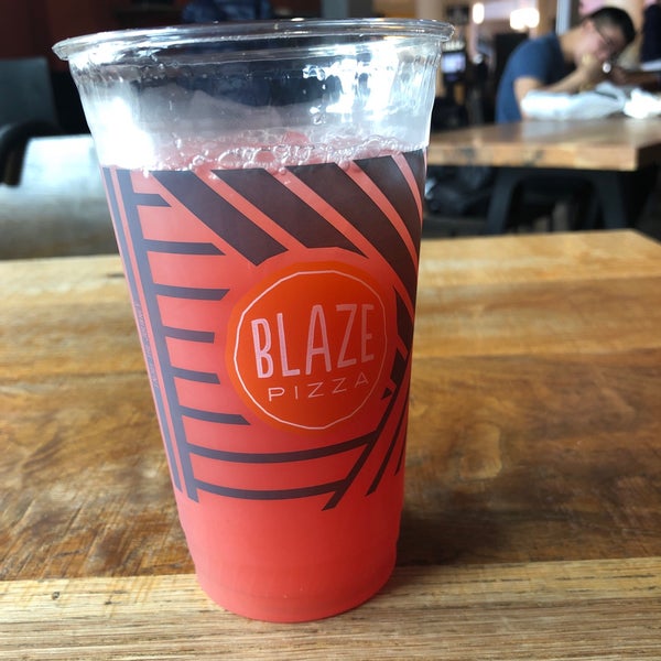 Blaze Pizza Pizza Place in Stonestown