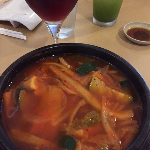 1/8/2016에 Rebeca P.님이 Sushi Cafe &amp; Shilla Korean Restaurant에서 찍은 사진