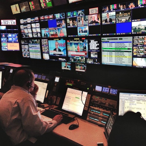 Photos At Cnn International Control Room Building In Atlanta