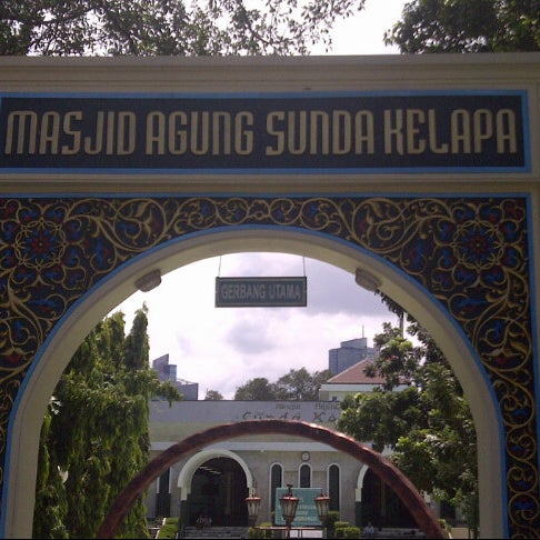 Masjid Agung Sunda Kelapa Menteng Jalan Taman Sunda