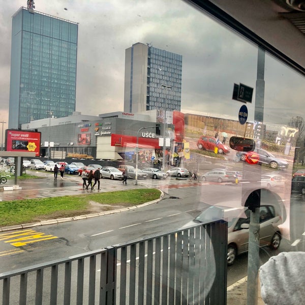 Photo prise au Ušće Shopping Center par Nery S. le3/8/2020