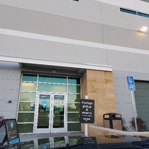 List 105+ Pictures Amazon Hub Locker+ (chatsworth) Photos Excellent