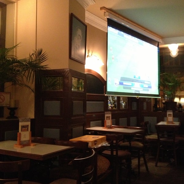 5/1/2013 tarihinde The Cheap in Madrid B.ziyaretçi tarafından INUIT Kafei'de çekilen fotoğraf