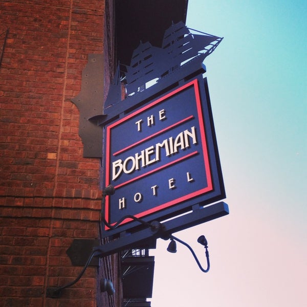 Photo taken at The Bohemian Hotel Savannah Riverfront, Autograph Collection by Amanda on 2/24/2013