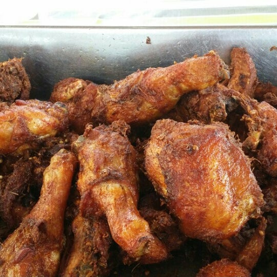 Kejora Ayam Goreng Berempah Malay Restaurant In Bandaraya Melaka