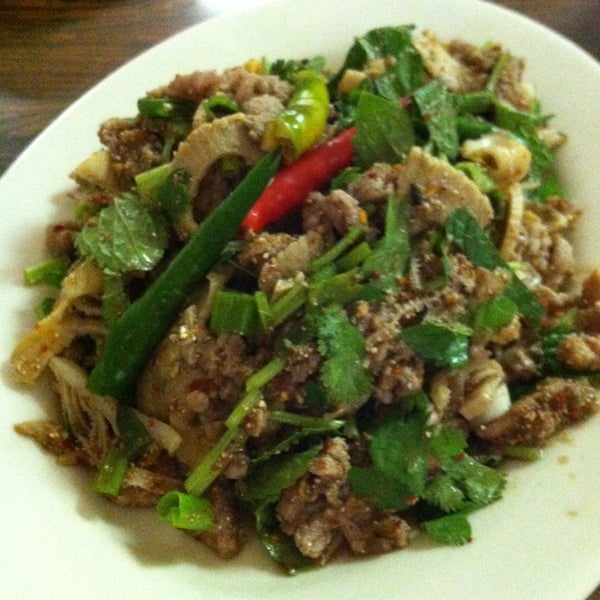 8/19/2013에 Detters S.님이 Sikhay Thai Lao Restaurant &amp; Boba Tea에서 찍은 사진