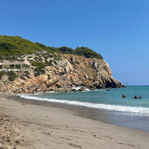 Platja de l'Home Mort 3 tips from 134 visitors