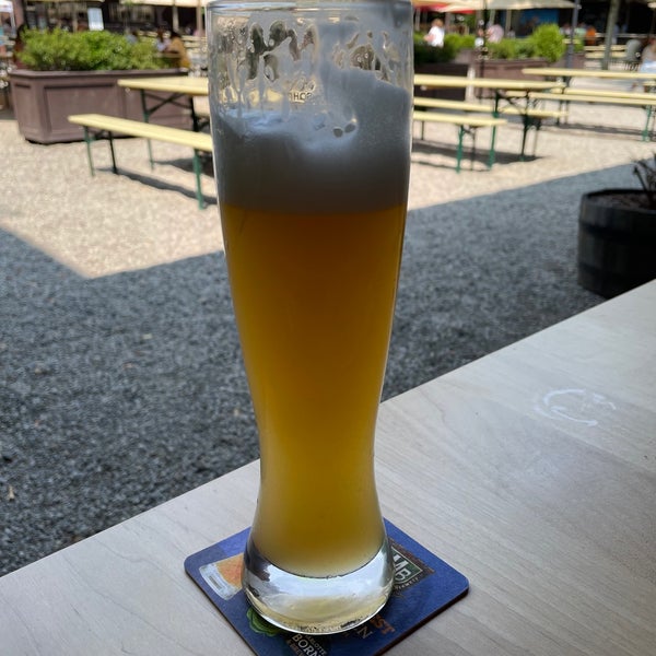 Foto tomada en Olde Mecklenburg Brewery  por Michael K. el 7/3/2021