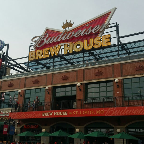 Photo taken at Budweiser Brew House by TS R. on 6/23/2017