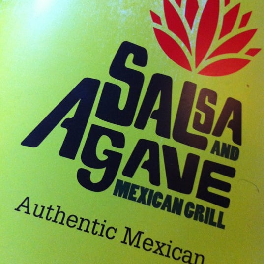 Снимок сделан в Salsa &amp; Agave Mexican Grill пользователем Javier G. 11/3/2012