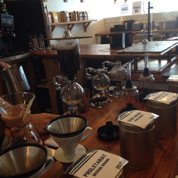 8/27/2014にBillie P.がGentle Brew Coffee Roastersで撮った写真