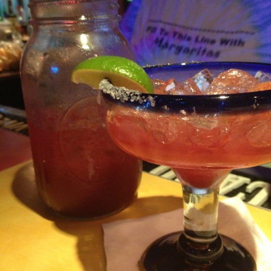 10/27/2012 tarihinde Holly E.ziyaretçi tarafından Franklin Inn Mexican Restaurant'de çekilen fotoğraf