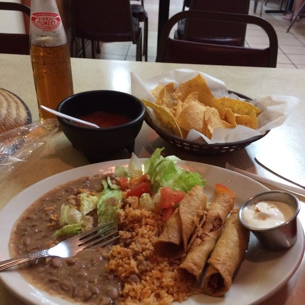 2/10/2014 tarihinde Natalia C.ziyaretçi tarafından Rosita&#39;s Mexican Restaurant'de çekilen fotoğraf