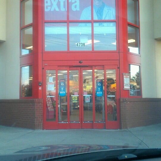 CVS pharmacy - 182 visitors