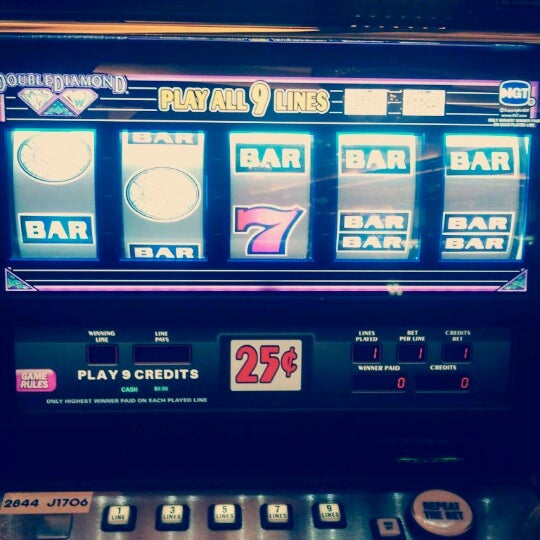 Foto scattata a Horseshoe Hammond Casino da Relli F. il 10/4/2012