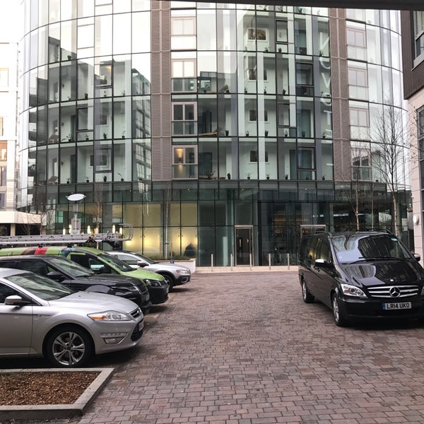 Urban Villa - Hotel in Brentford
