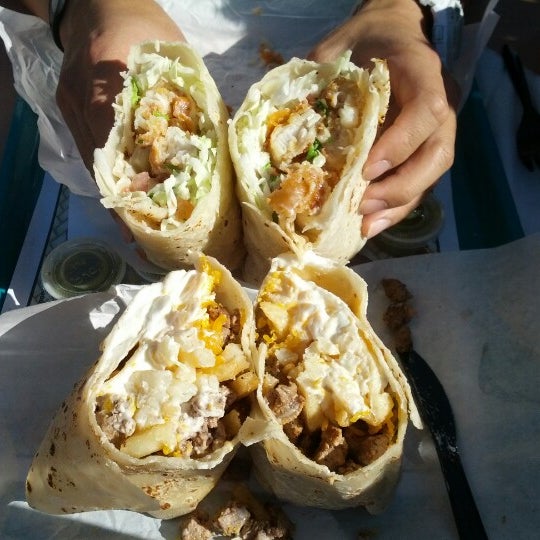 Photo taken at Roberto&#39;s Taco - Del Mar by David K. on 11/13/2012