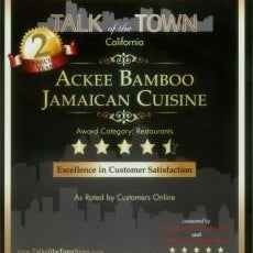 รูปภาพถ่ายที่ Ackee Bamboo Jamaican Cuisine โดย Ackee B. เมื่อ 1/10/2013
