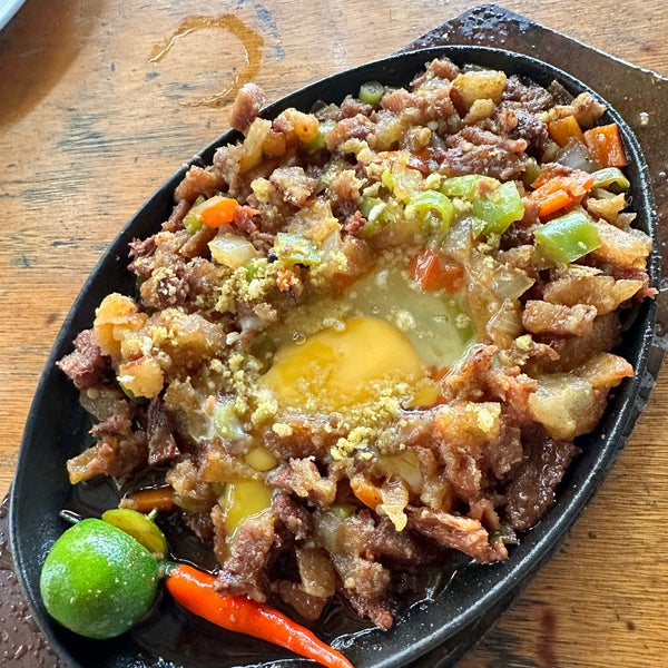 Handlebar Bar and Grill Bar in Poblacion