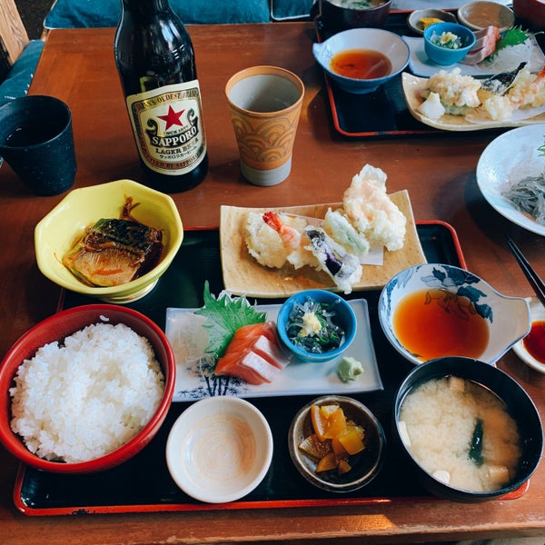 えびや食堂 大磯 自転車