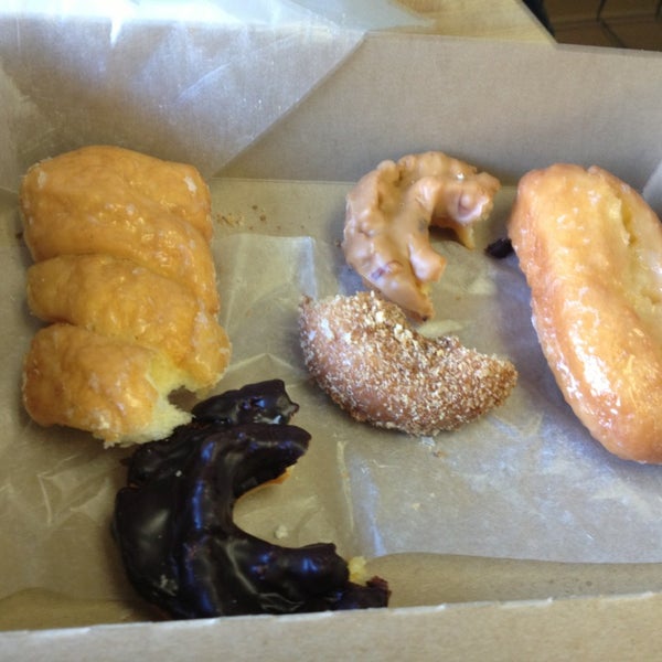 Winchell's Donuts Silver Lake 3 tips from 174 visitors