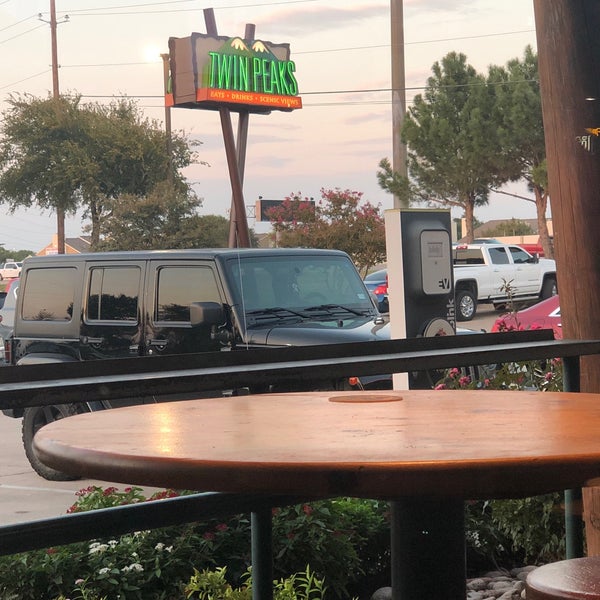 Twin Peaks Restaurant Mesquite'de Amerikan Restoranı