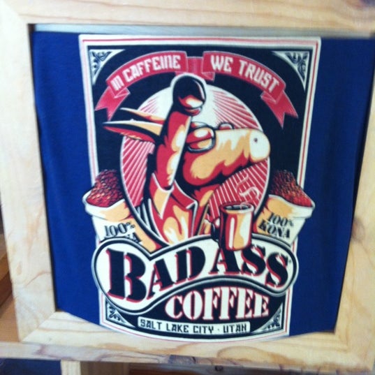 Photo prise au Bad Ass Coffee of Hawaii par Ryan M. le11/27/2012