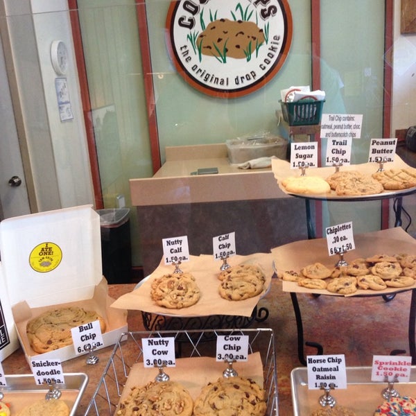 Photo taken at Cow Chip Cookies by Benjamin M. on 7/13/2014