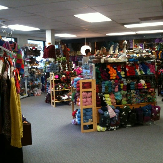 Seattle Yarn West Seattle 5633 California Ave SW