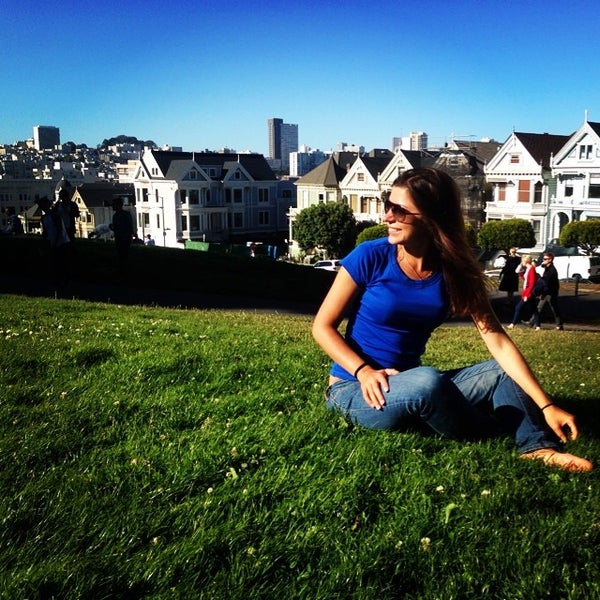 Photo taken at Alamo Square Seafood Grill by Наталья М. on 6/29/2014