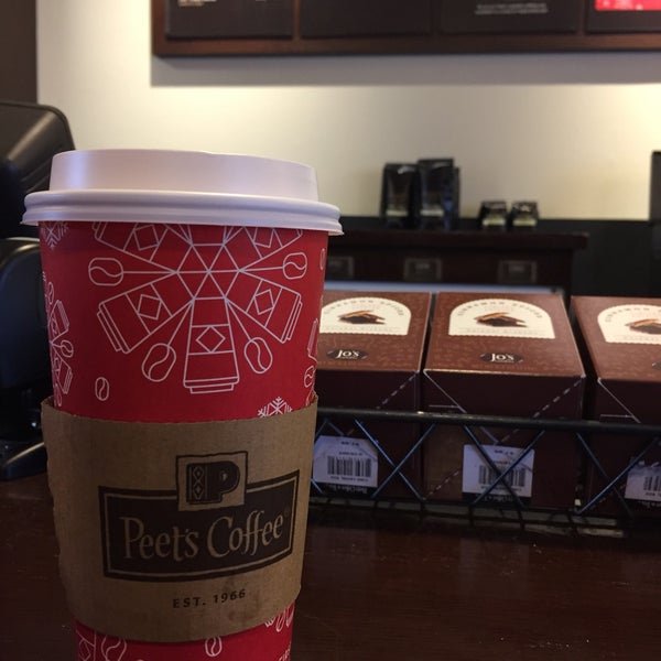 12/9/2016にAdrianne S.がPeet&#39;s Coffee &amp; Teaで撮った写真