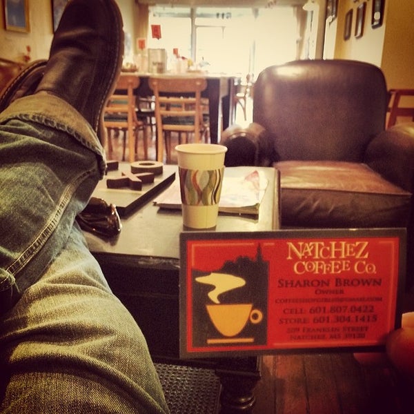Foto scattata a Natchez Coffee Co. da Paul P. il 2/18/2014