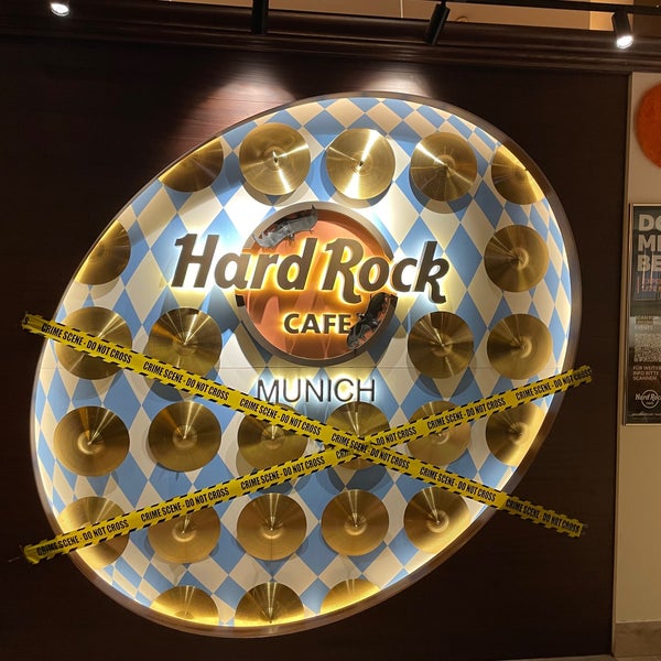 Photo taken at Hard Rock Cafe Munich by Raul B. on 10/24/2022
