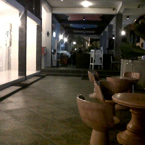 ресторан мио казань кремлевская набережная. ресторан мио казань кремлевская. бары головы энергетический массаж. классический массаж. центр красоты slim&beauty.