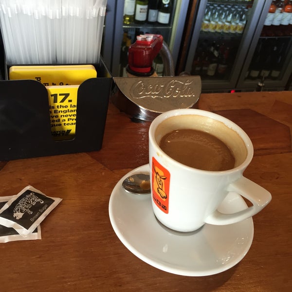 The King's Head Bar in Winchmore Hill