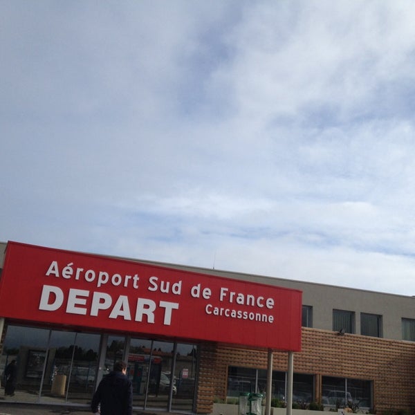Снимок сделан в Aéroport de Carcassonne пользователем Fabrice F. 4/29/2014